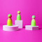 Neonroze Vriendjes - 3 Houten Kegelpoppetjes